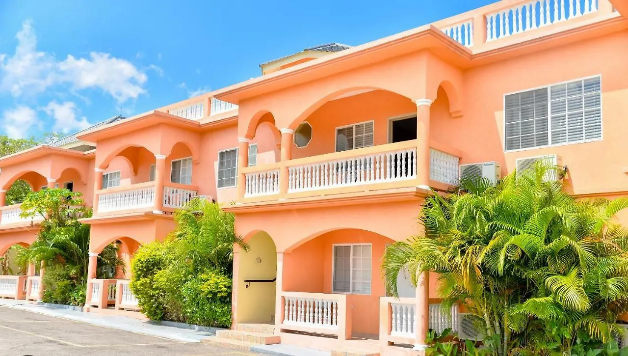 Sea View Apartments 内格里尔